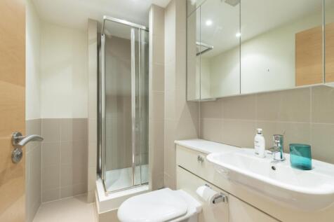 cayenne court 2 F...