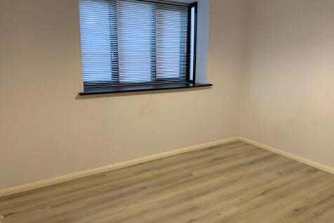MANOR COURT, WELLINGBOROUGH photo 5