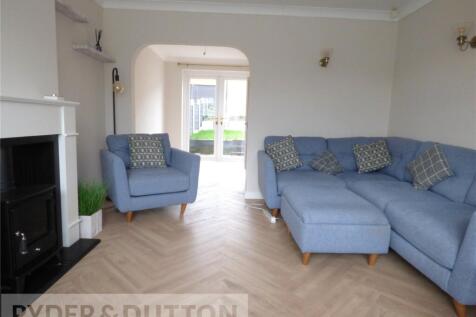 Lounge/Dining Area