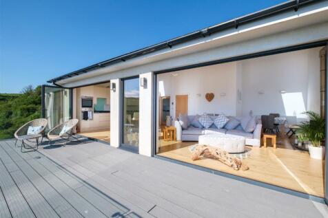 Parry Miramar Buttlegate-10.jpg