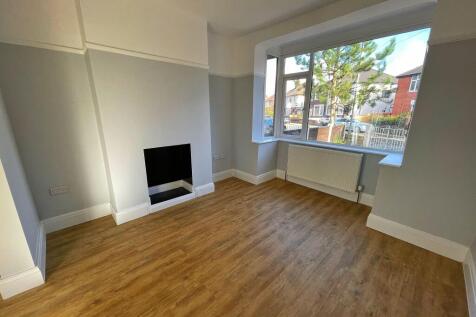 Hilbre Road, Burnage, Manchester photo 3