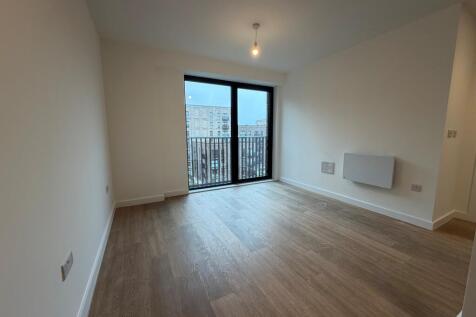 528 Living room