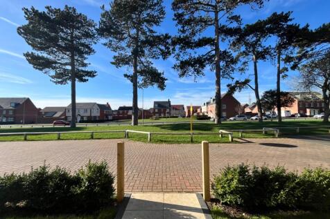 Everdon drive