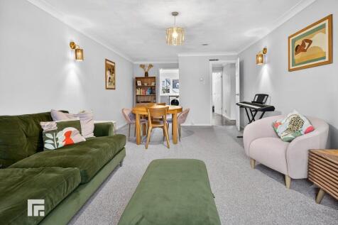 Cardiff, CF5 - property photo