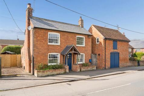 High Street South, Stewkley
