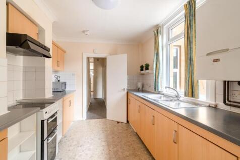 6 Victoria Road-6.jpg