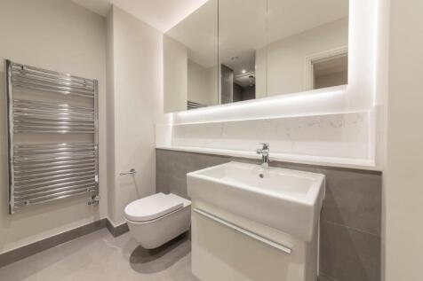 Shower Room.jpg