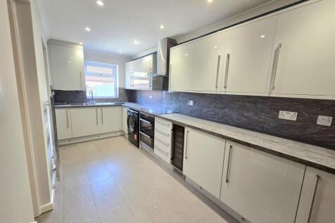 WhatsApp Image 2025-07-10 at 15.18.50 (7).jpeg