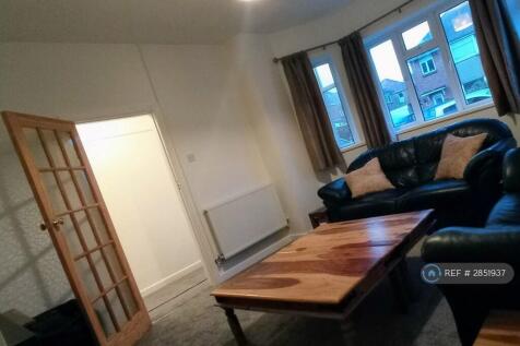 Spacious Lounge
