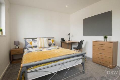 4 Bedroom Semi-Detached in L39 1NQ