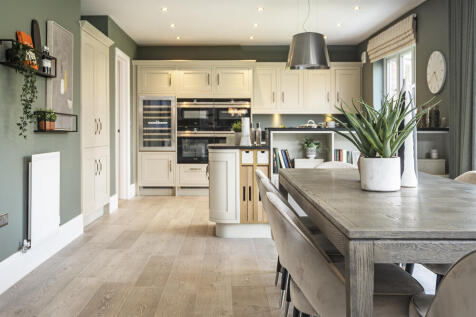 Blenhem kitchen and dining area