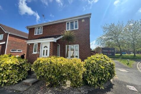 25 godmanston new outside front pic.jpg