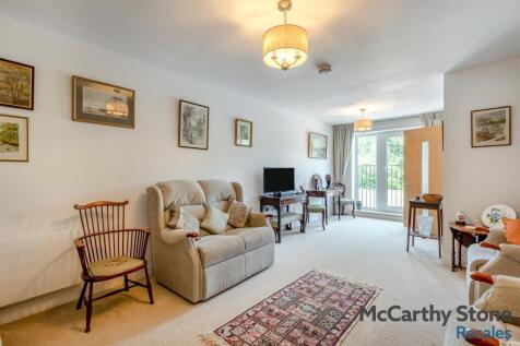 8692394-interior01.jpg