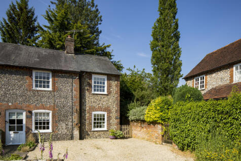 High Wycombe, HP14 - property photo