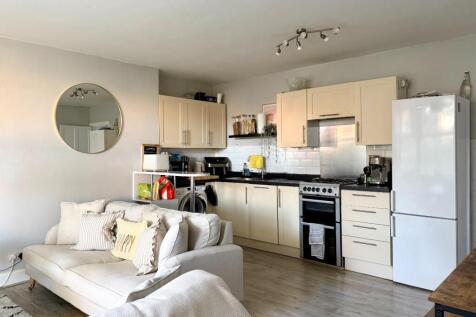 Open Plan Living/Dining/Kitchen