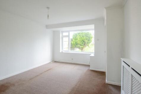 25 Kay Crescent TPS Bodmin 01208 74182-10