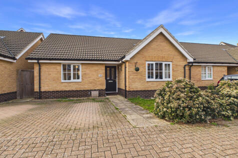 CAM05449G0-PR0053-STILL009