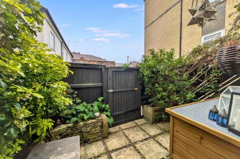 Private Courtyard