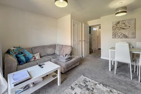 Living room/Dinin...