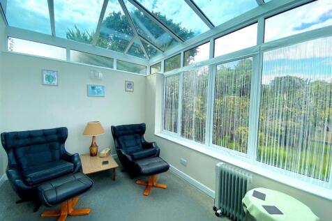 12 Little Common Rd - Conservatory.jpg