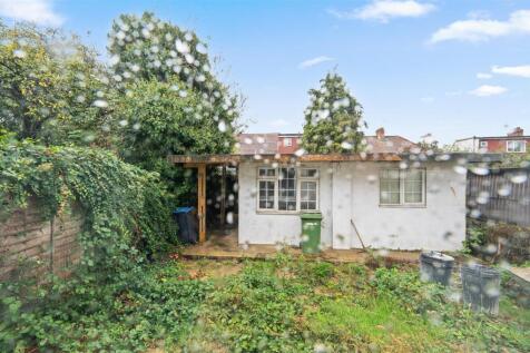 Daniels_106 Randall Ave_0027.jpg