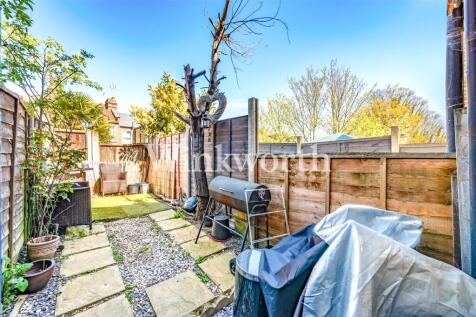Steele Road, London, N17 photo 4