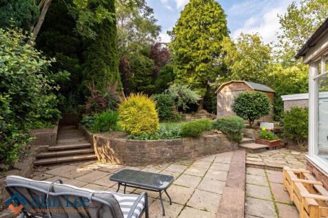 Corner Garden