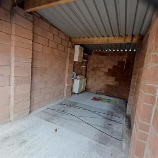 Garage.jpg