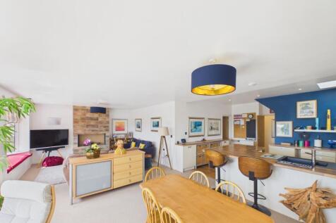 Kitchen/Lounge/Dining Room