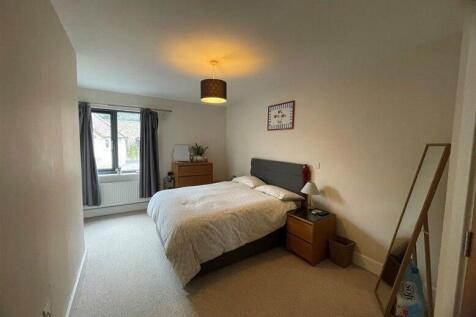 Dell Court, Stag Lane, Berkhamsted, HP4 photo 4