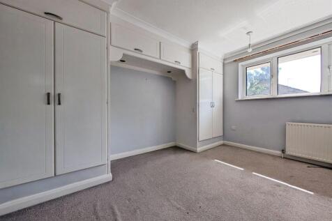 Selwyn Gardens, Eastleigh, SO50 photo 5