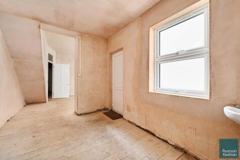 144 Springfield Road, bn1 (32).jpg