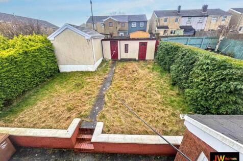 REAR GARDEN 2 (7)