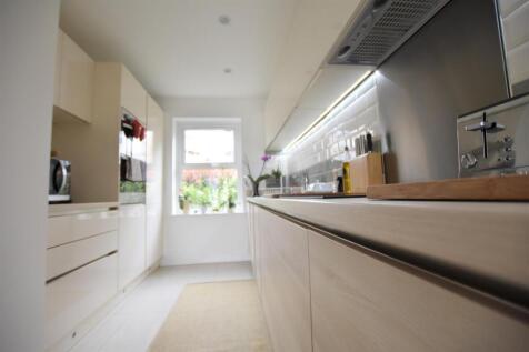 Pennyroyal Drive, West Drayton photo 4