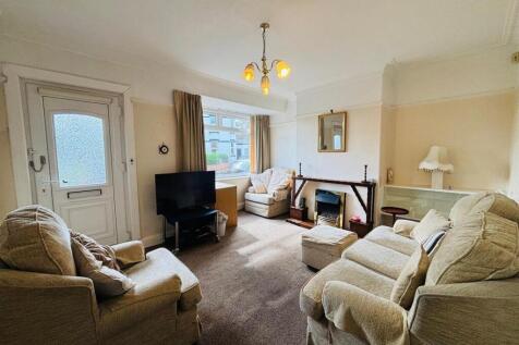 Living Room:
