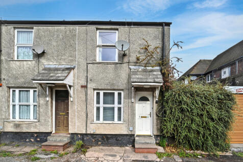 3 Kings Hill Field, Wednesbury, West Midlands, WS10 9JF