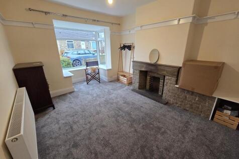 Oak Avenue, Dalton, Huddersfield, HD5 8DU photo 4