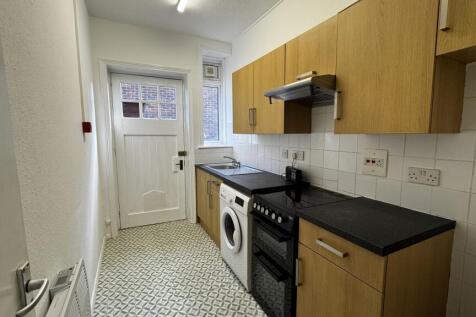Belgrave Road, Seaford, East Sussex, BN25 photo 3
