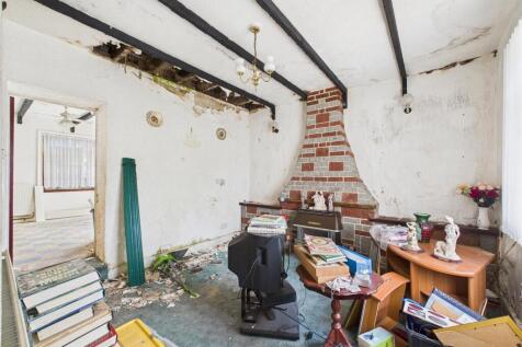 3 - Pair of Houses for Auction, Bishopsworth.jpg