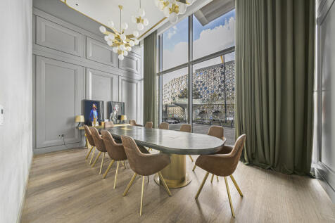 Meeting room.JPG
