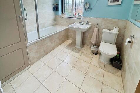 1775d248bathroom