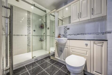 8 Topaz Grove, Waterlooville-Small-PorticoMarketin