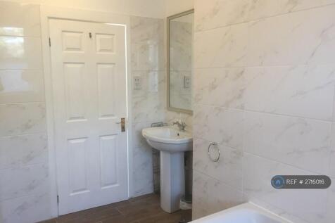 Family Bathroom On First Floor