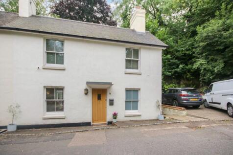 East Grinstead, RH19 - property photo
