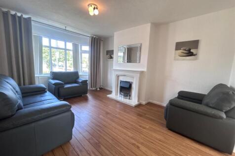Living Room.jpg