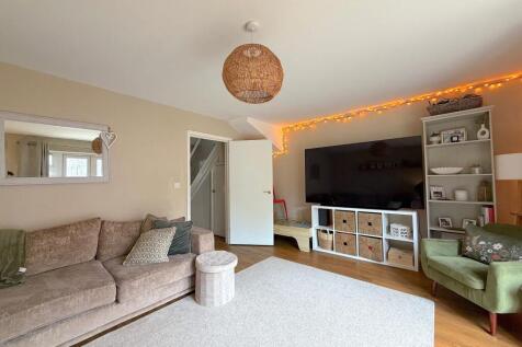 Living Room (1)