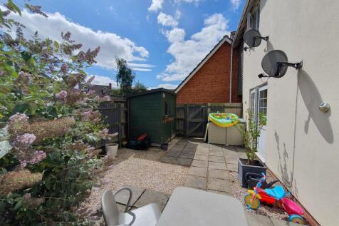 Rear garden.jpg