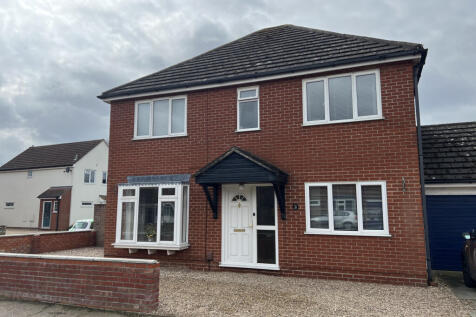 4 bed detached house for sale Tollgate Drive, Sta