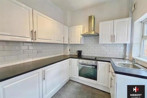 kitchen 2 (1).jpg