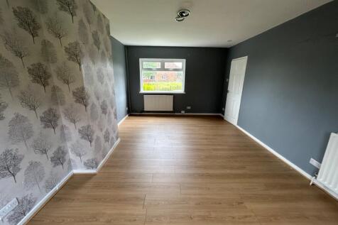Knowles View, Bradford, West Yorkshire, BD4 photo 3